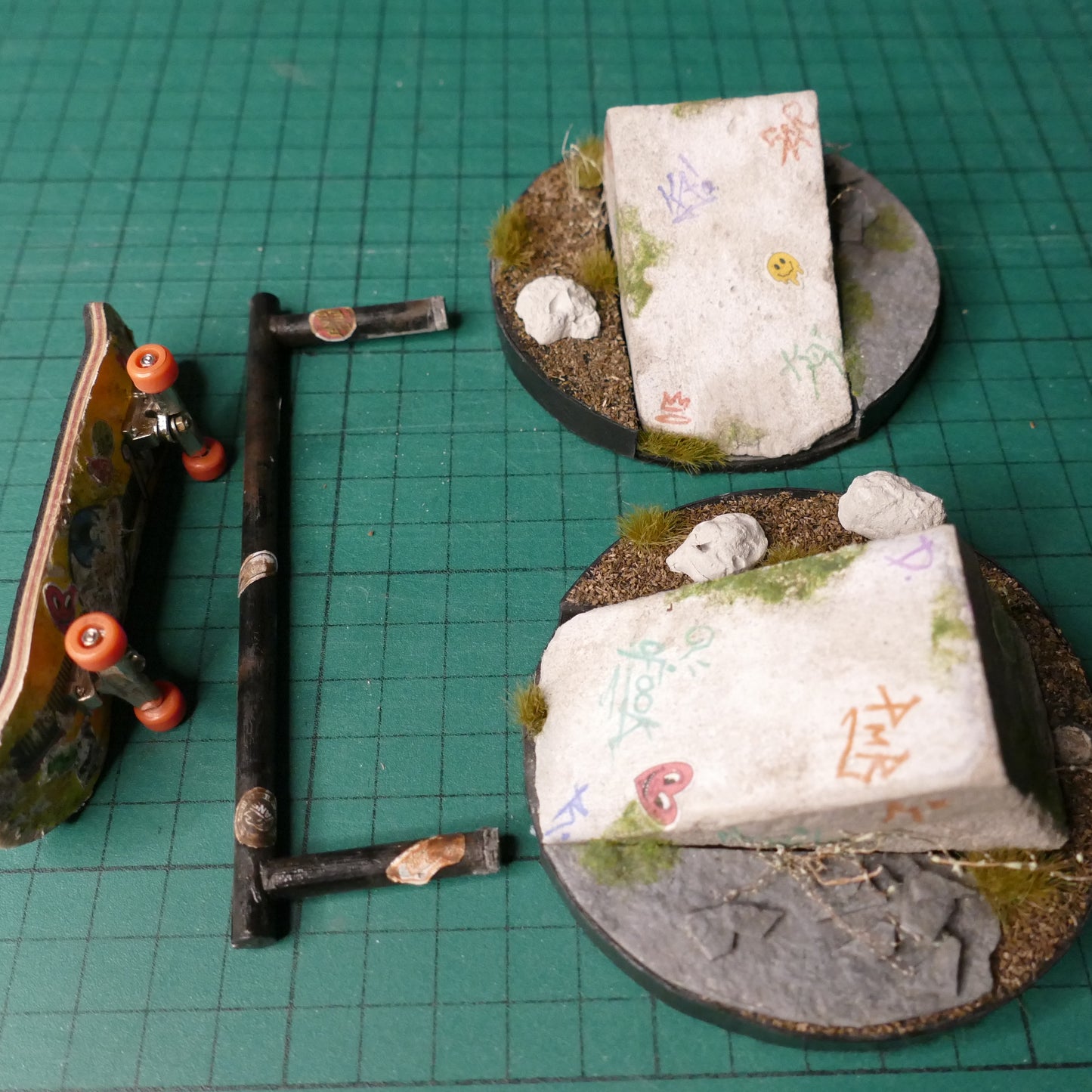 Miniature Skate Ramp