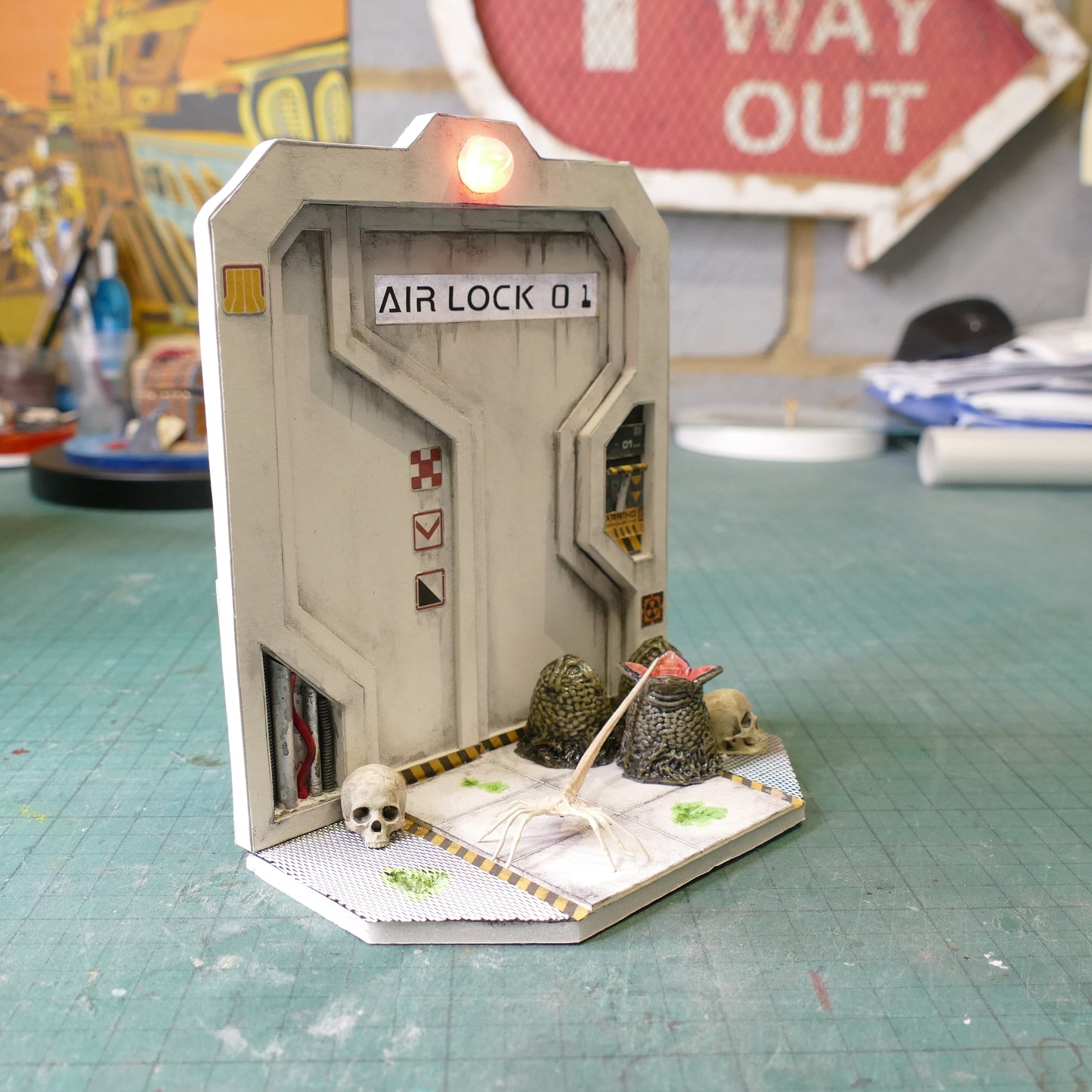 Miniature 'Alien' Airlock Scene